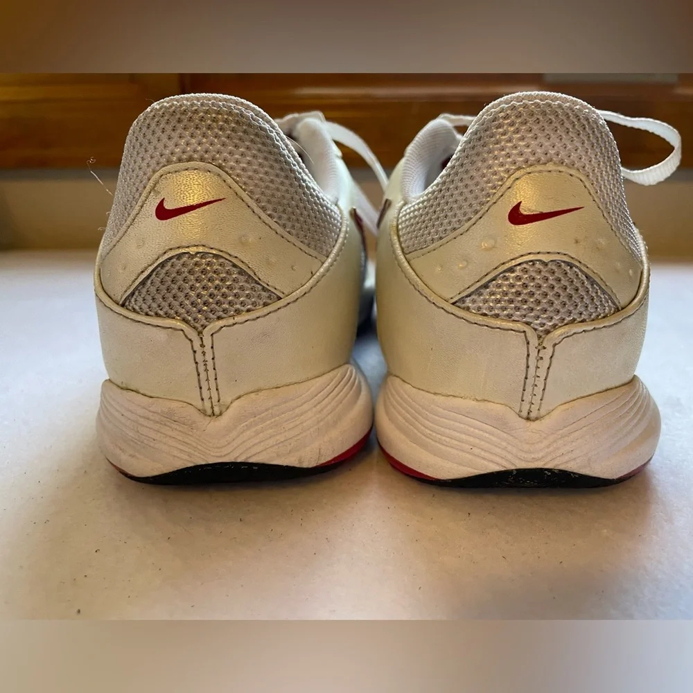 Retro Nike Air Essential Sister Women size 7 LowTraining Shoes 344126-161,